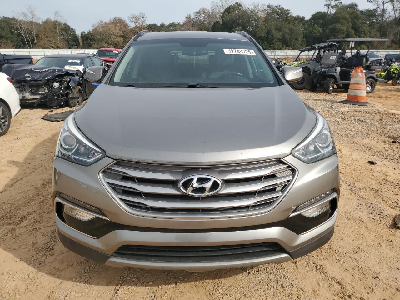 2017 Hyundai Santa Fe - Image 5