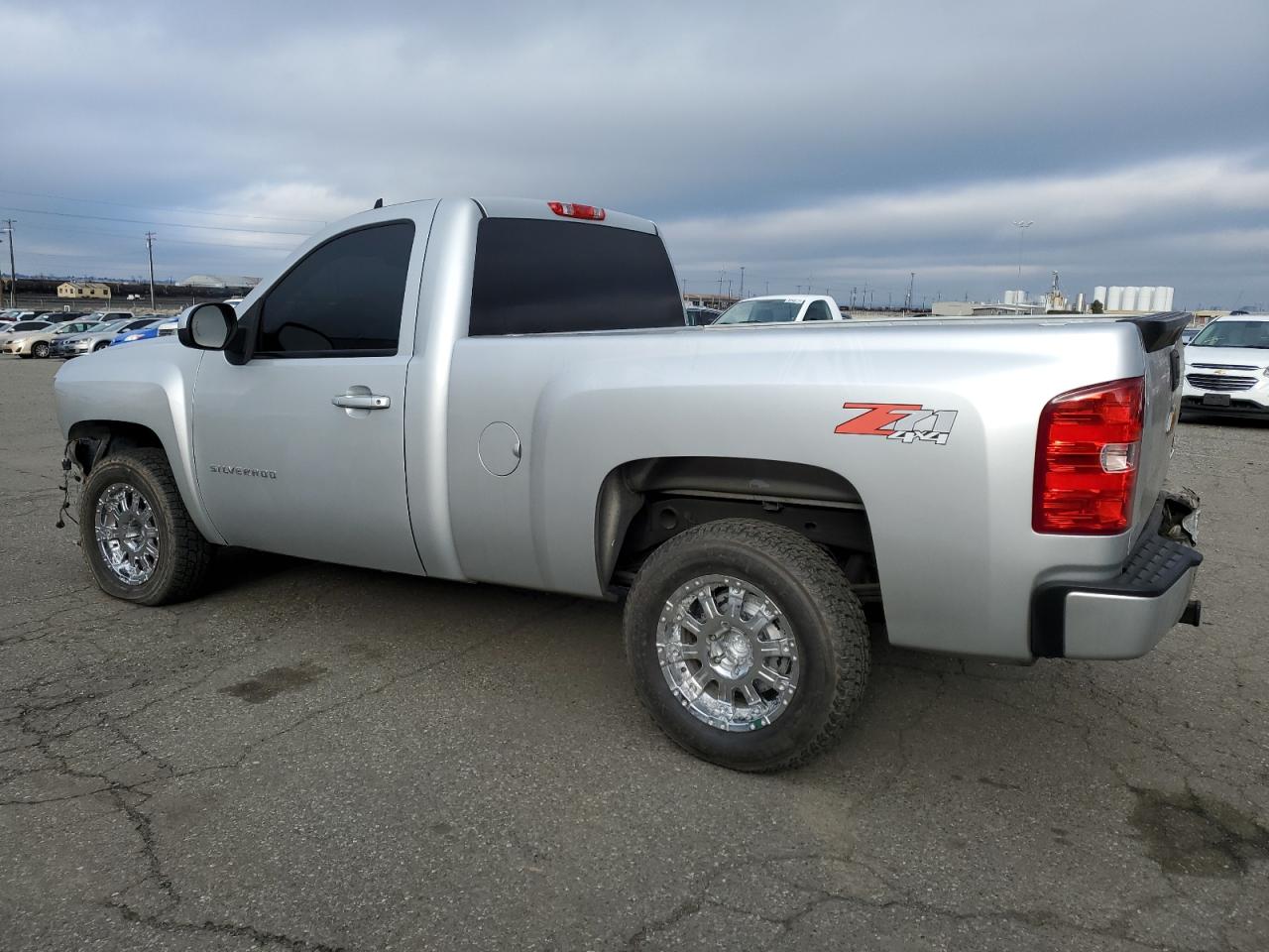 2013 Chevrolet Silverado - Image 2
