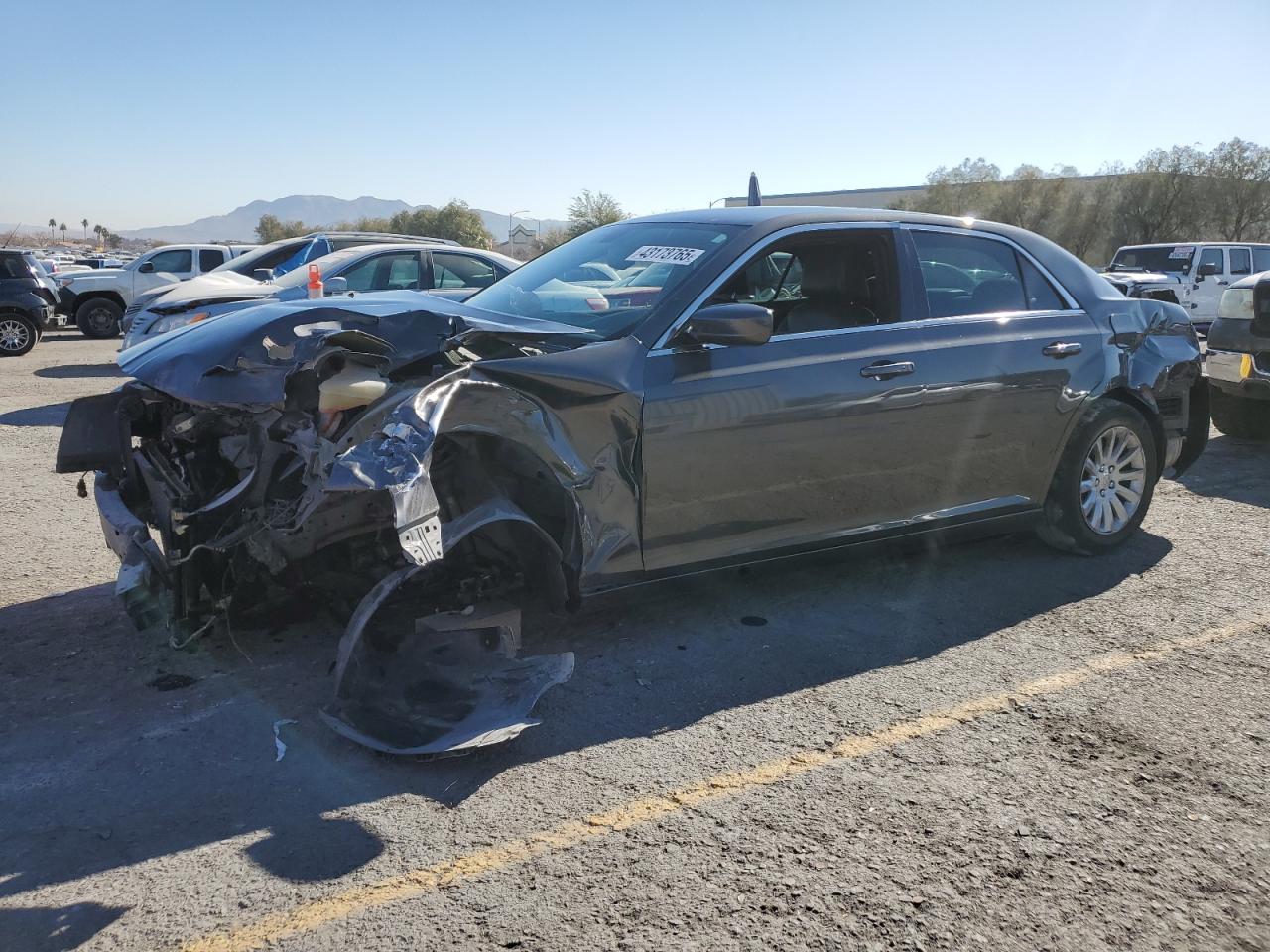 Las Vegas, NV에서 판매 중인 2013 Chrysler 300 - Front End