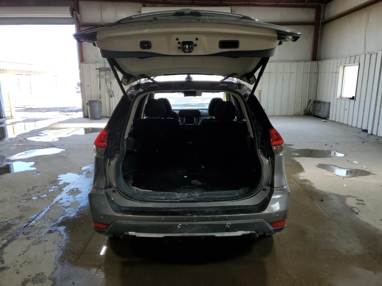 2019 Nissan Rogue - Image 6