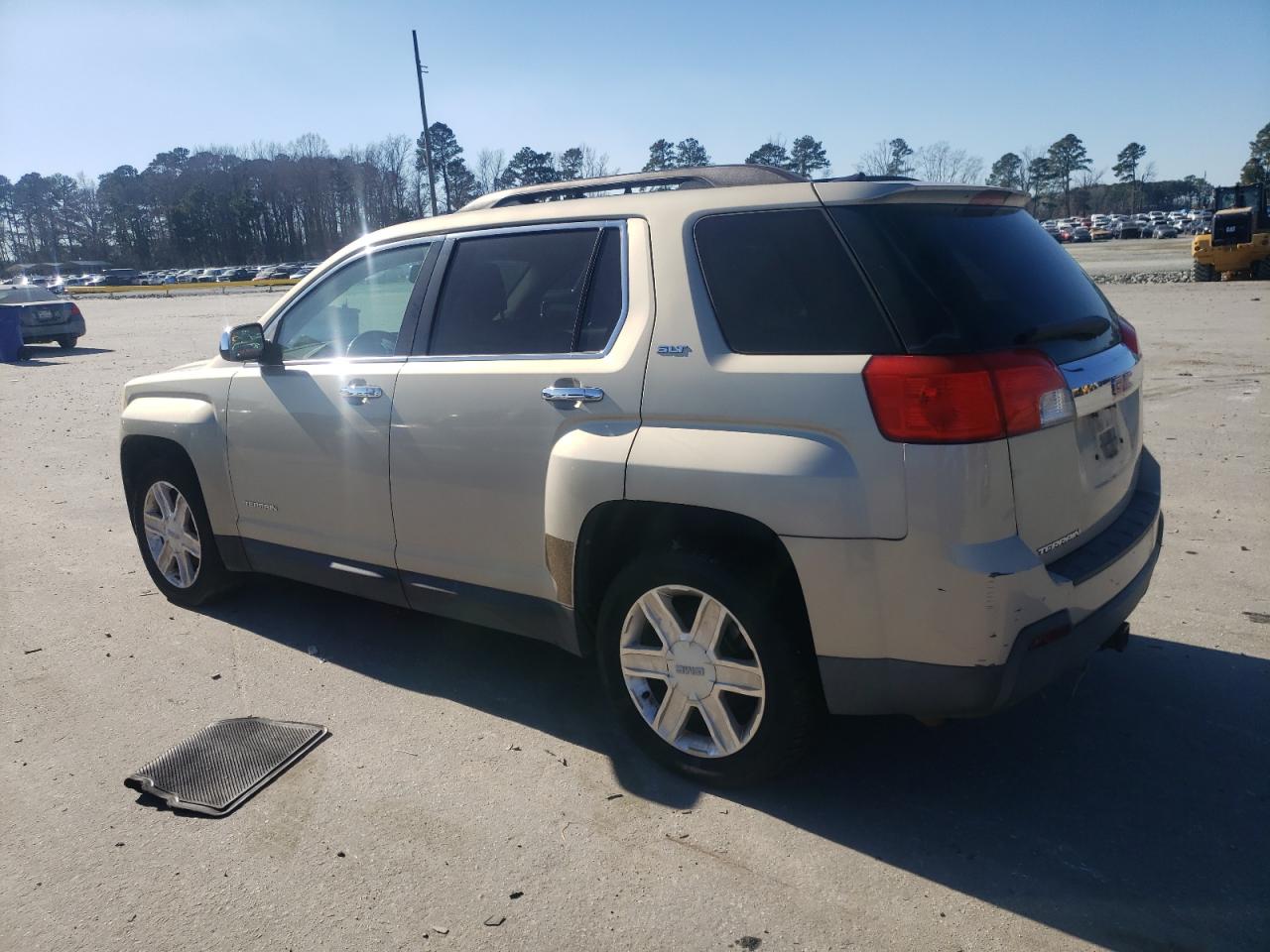 2011 GMC Terrain - Image 2