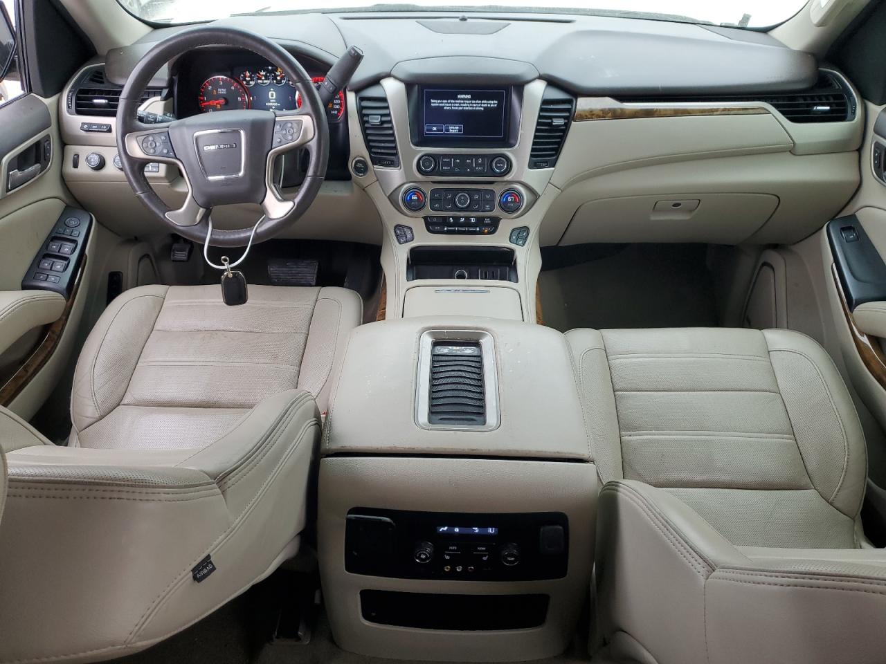 2016 GMC Yukon - Image 8
