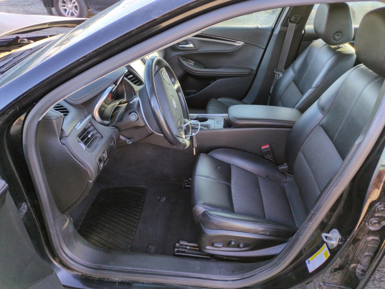2017 Chevrolet Impala - Image 7