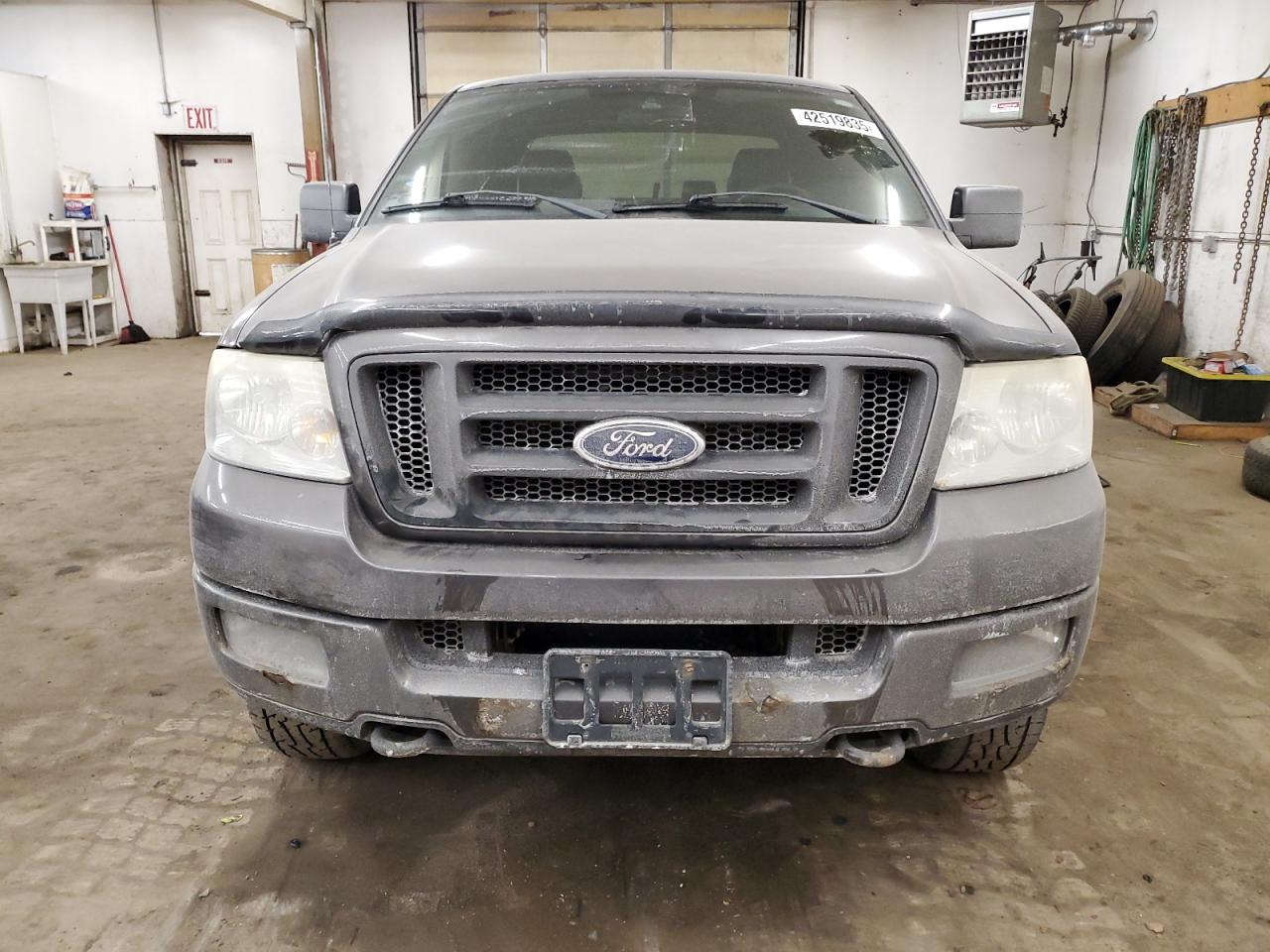 2004 Ford F-150 - Image 5