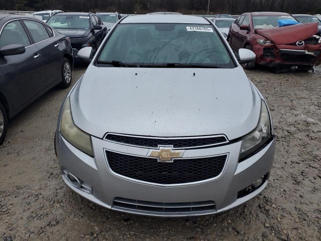 Седани CHEVROLET CRUZE 2015 Сріблястий