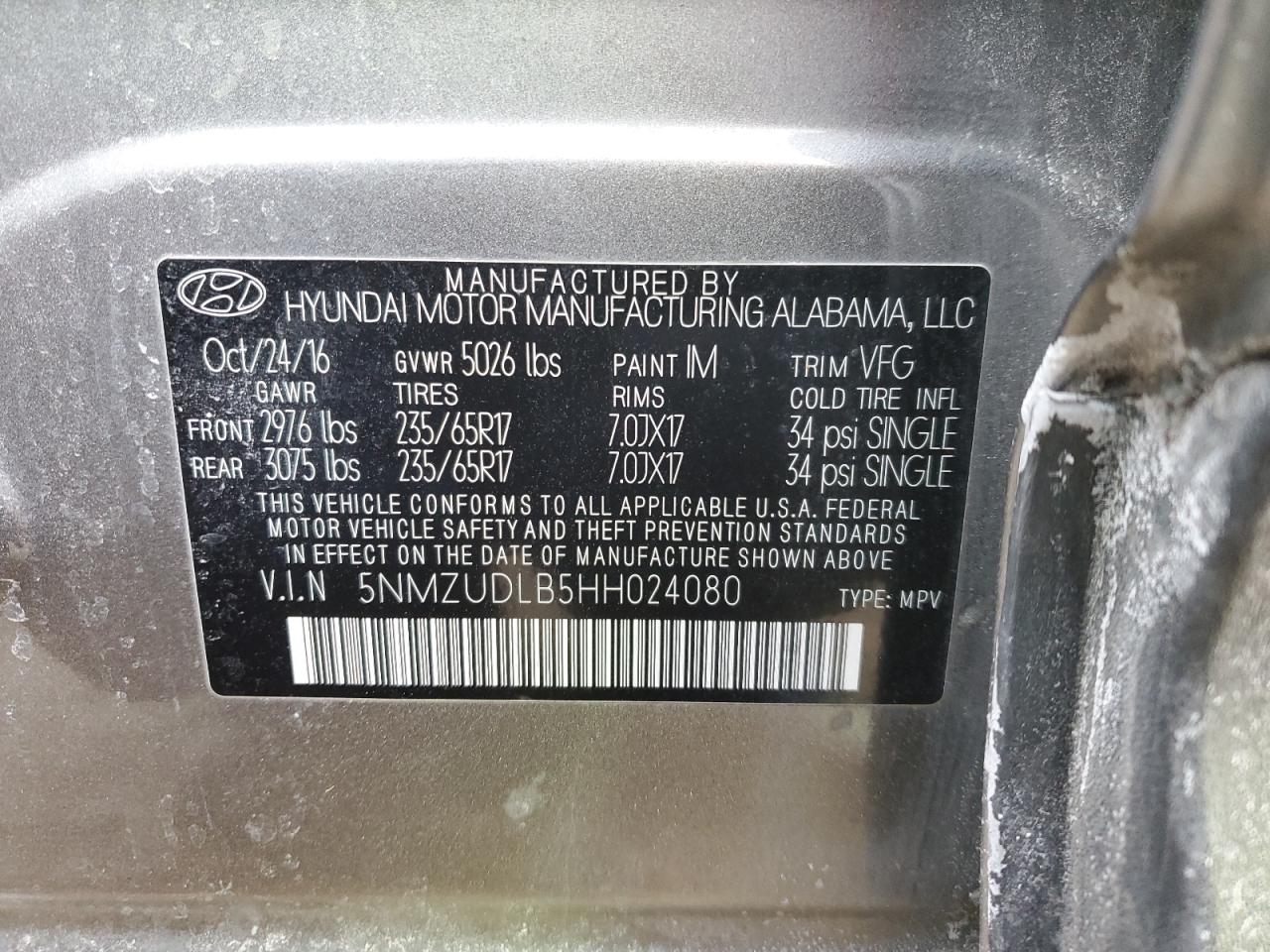 2017 Hyundai Santa Fe - Image 12