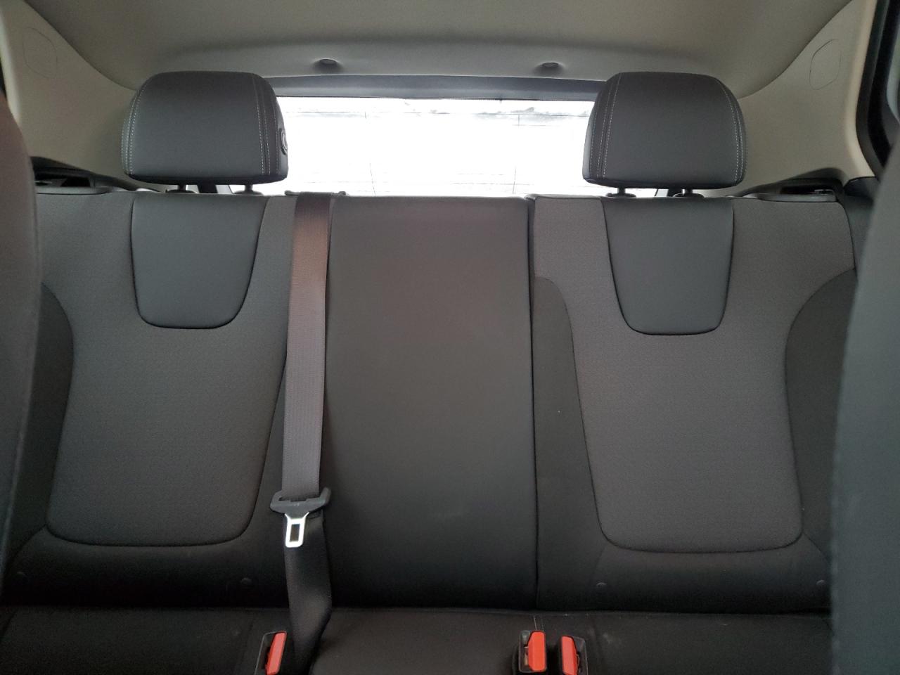 2022 Buick Encore - Image 10