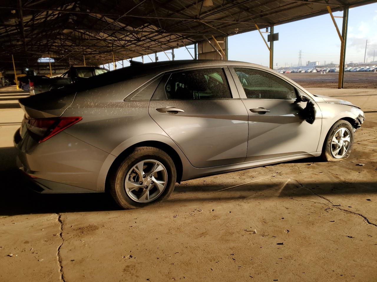 2021 Hyundai Elantra - Image 3