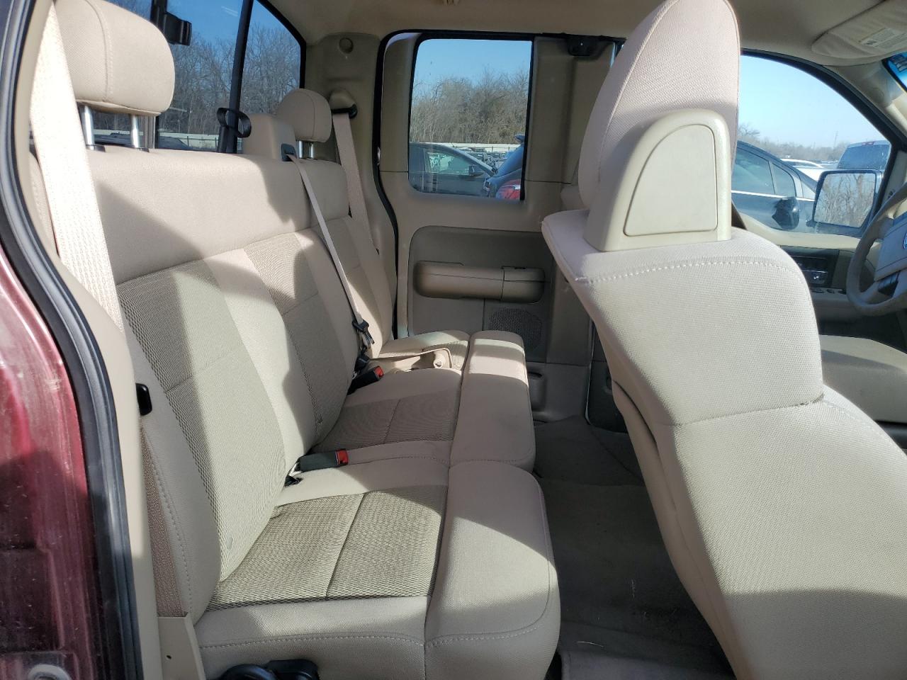 2004 Ford F-150 - Image 10