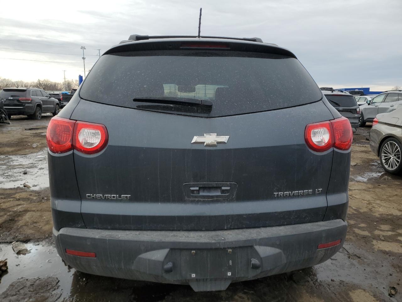 2009 Chevrolet Traverse - Image 6