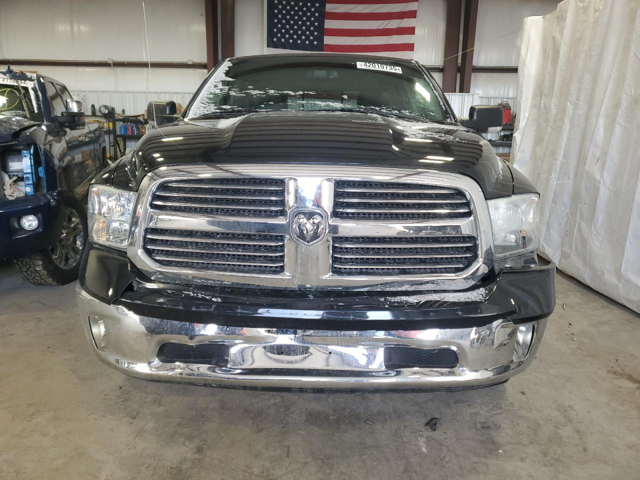 2015 RAM 1500 - Image 5