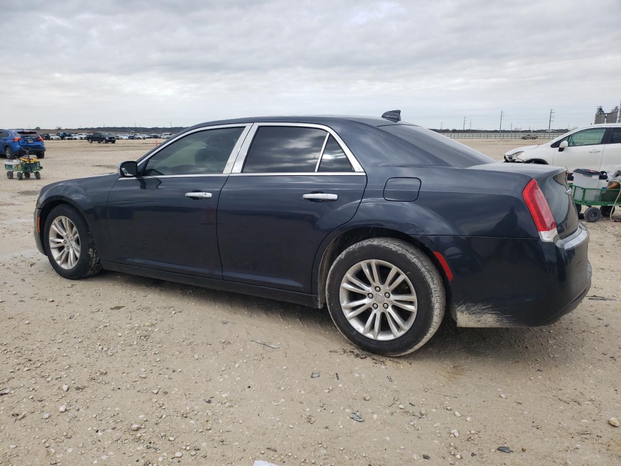 2016 Chrysler 300 - Image 2