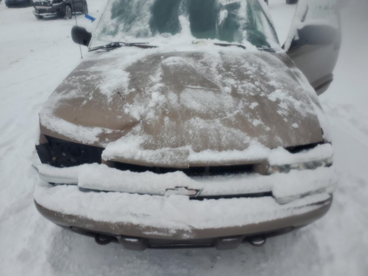2004 Chevrolet Blazer - Image 14
