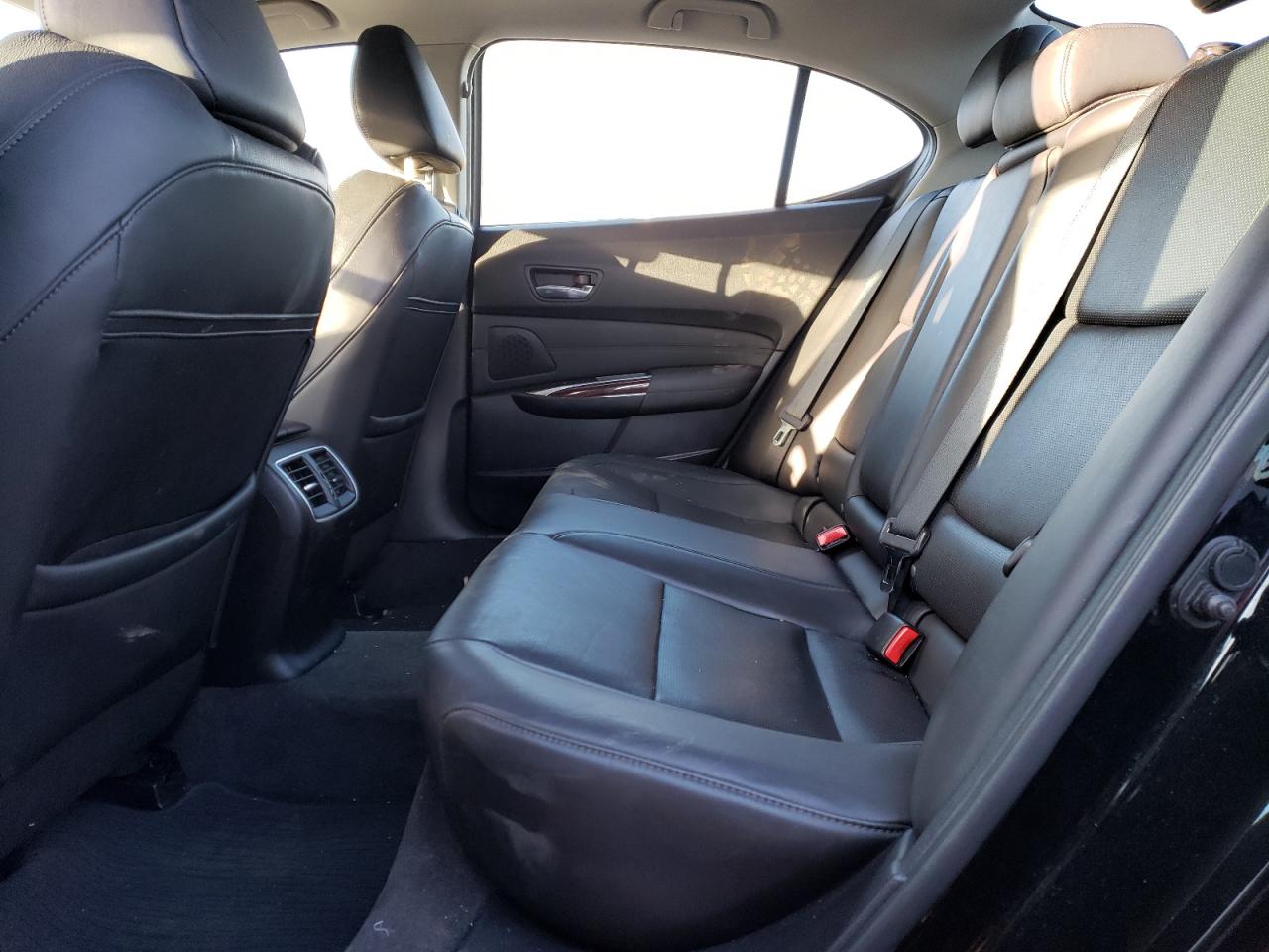 2017 Acura TLX - Image 10