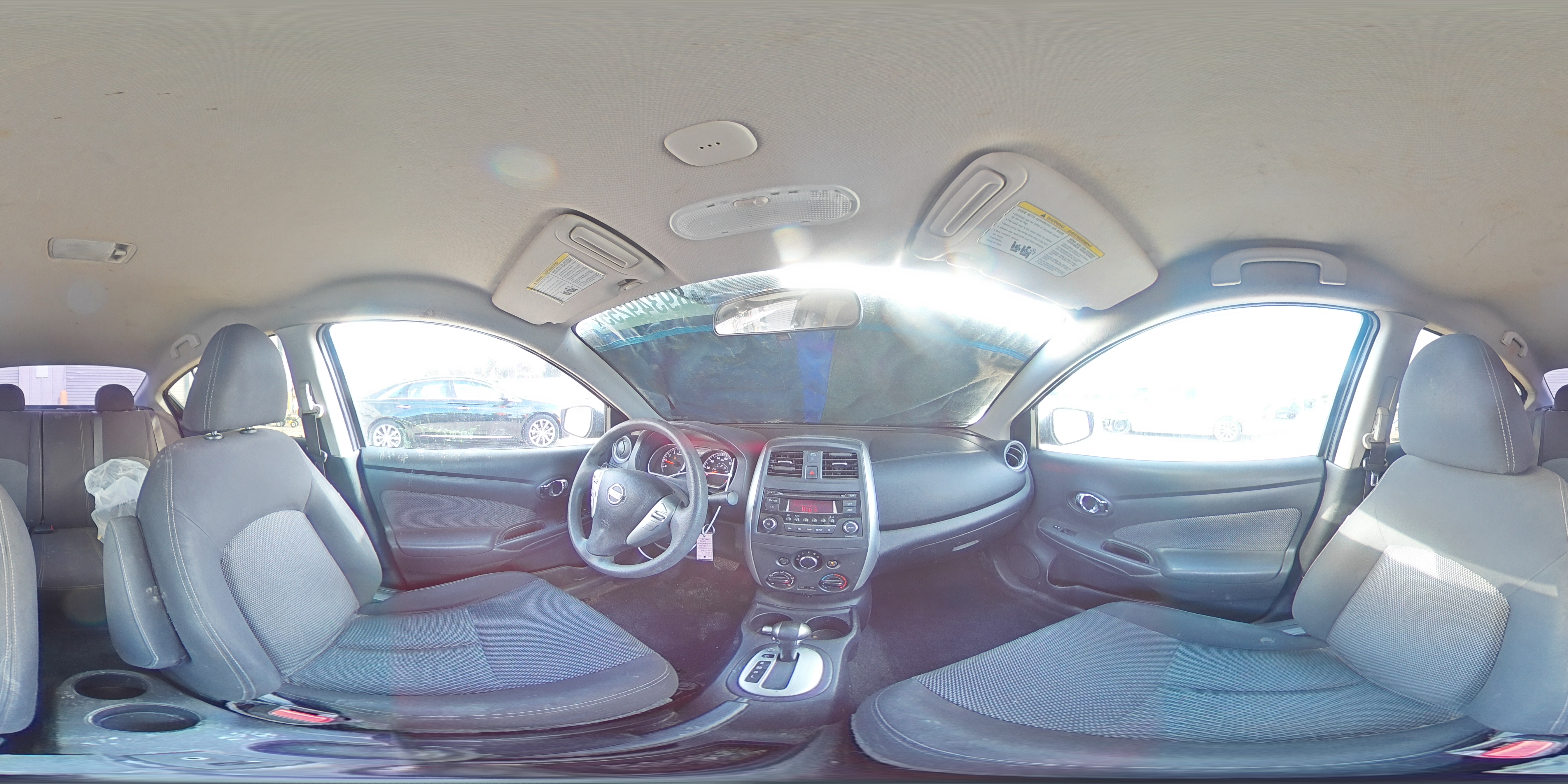 2016 Nissan Versa - Image 14