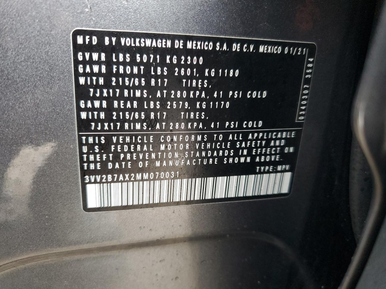 2021 Volkswagen Tiguan - Image 13