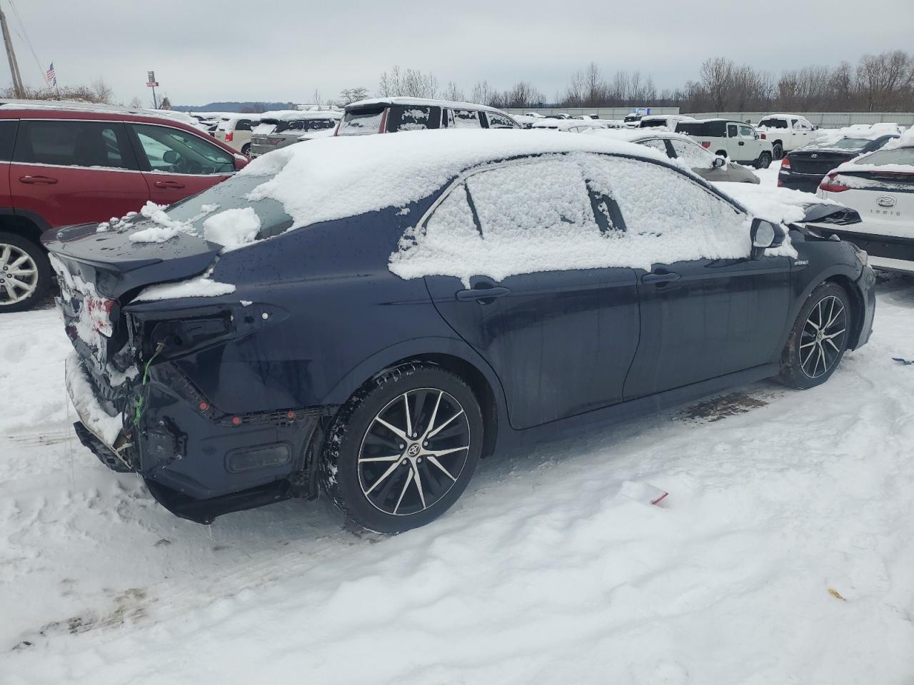 2021 Toyota Camry - Image 3