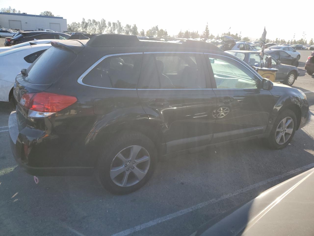 2014 Subaru Outback - Image 3