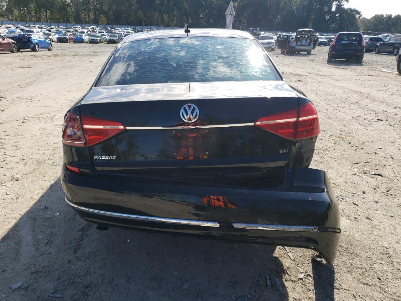 2016 Volkswagen Passat - Image 6