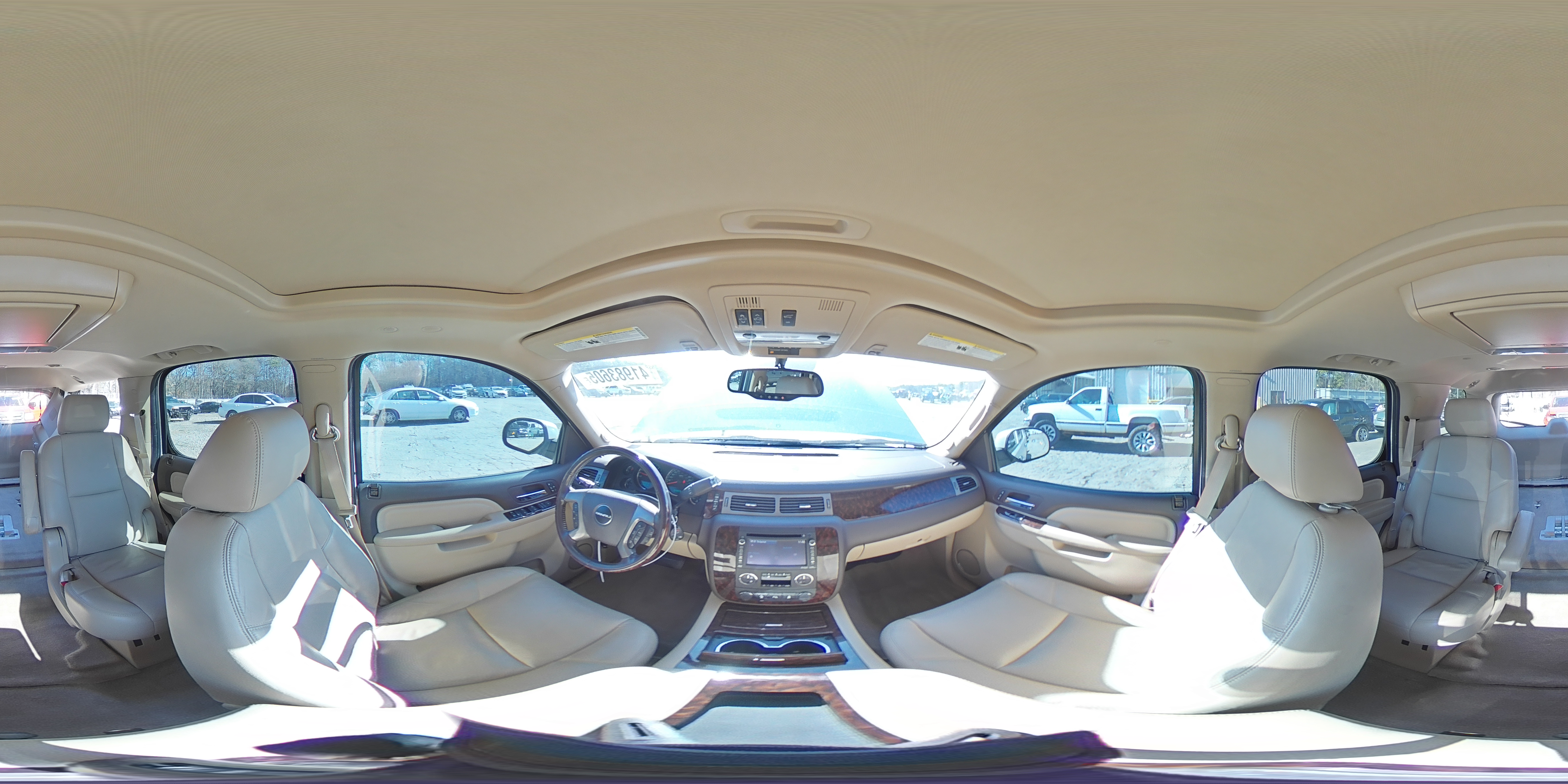 2012 GMC Yukon - Image 16