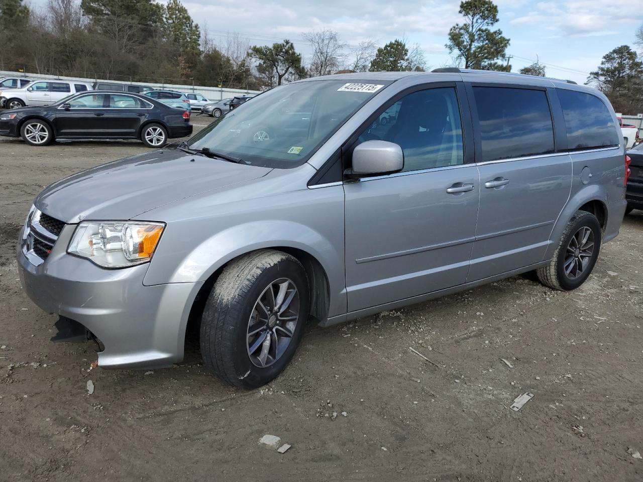 2017 Dodge Caravan - Image 1