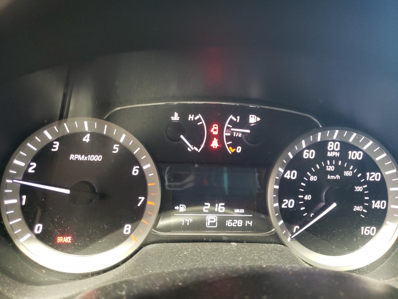 2015 Nissan Sentra - Image 9
