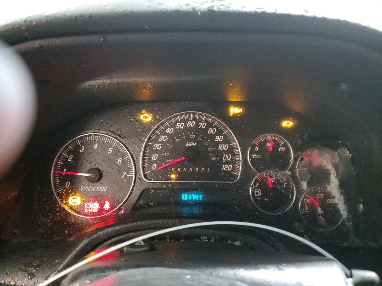 2007 GMC Envoy - Image 9