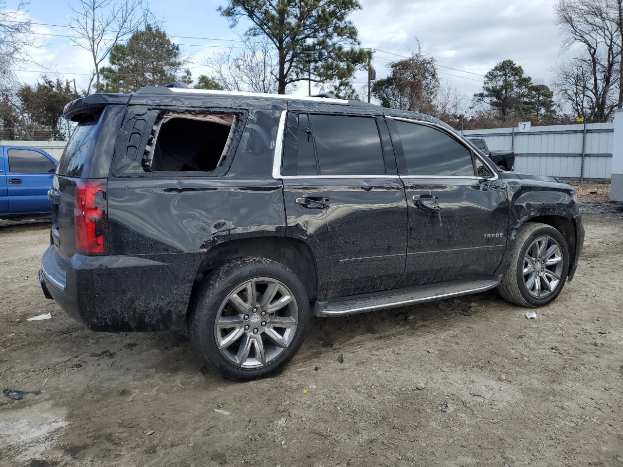 2017 Chevrolet Tahoe - Image 3