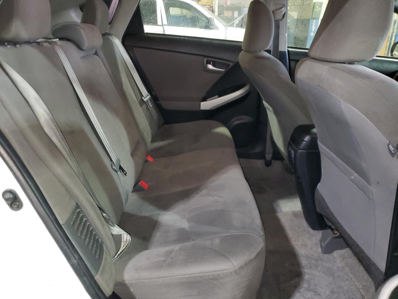 2014 Toyota Prius - Image 10