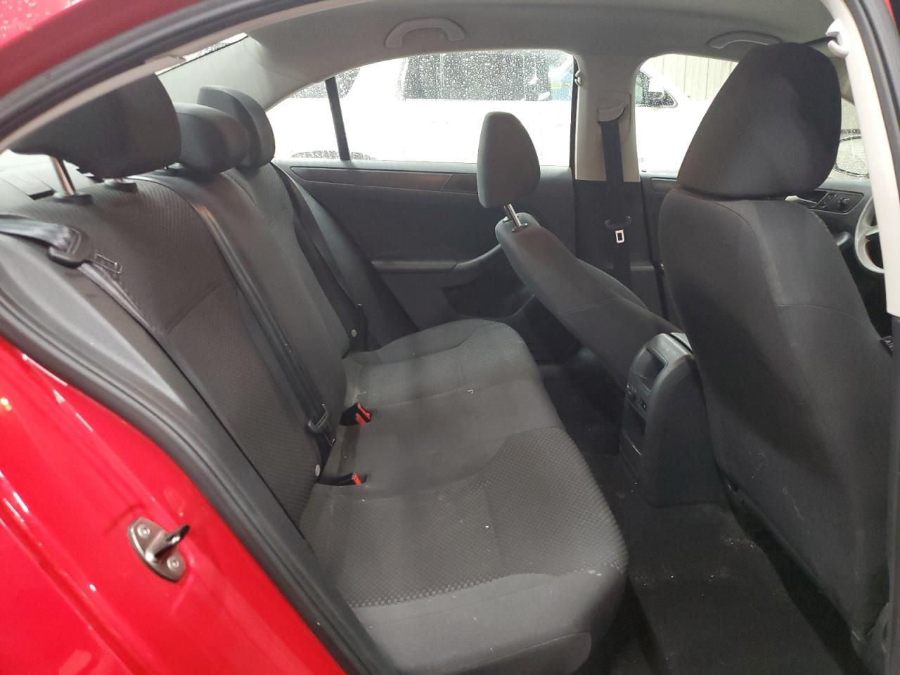 2014 Volkswagen Jetta - Image 10