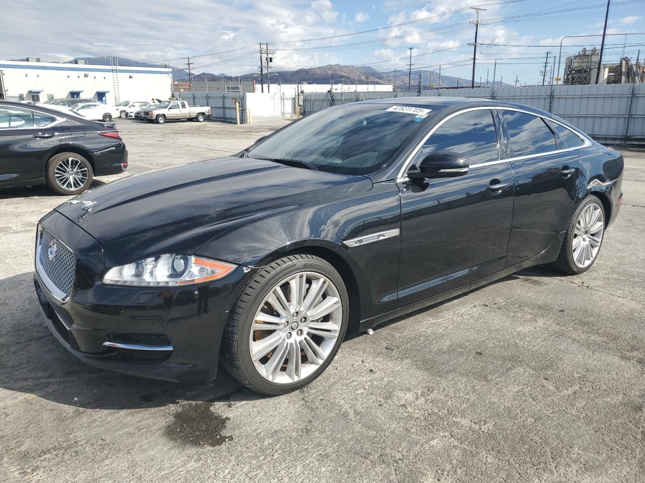 2013 Jaguar XJ - Image 1