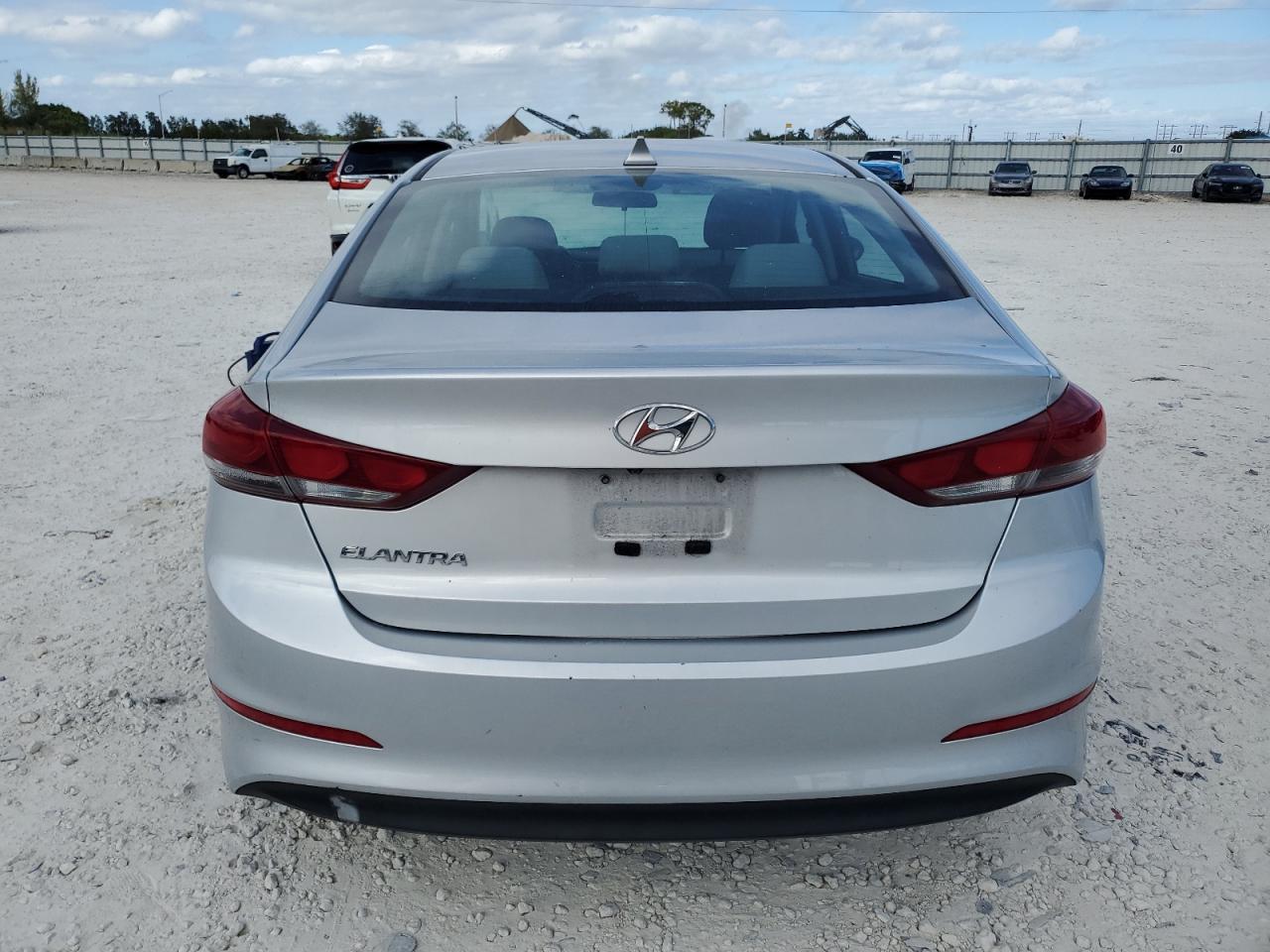 VIN 5NPD84LFXJH239142 2018 HYUNDAI ELANTRA no.6