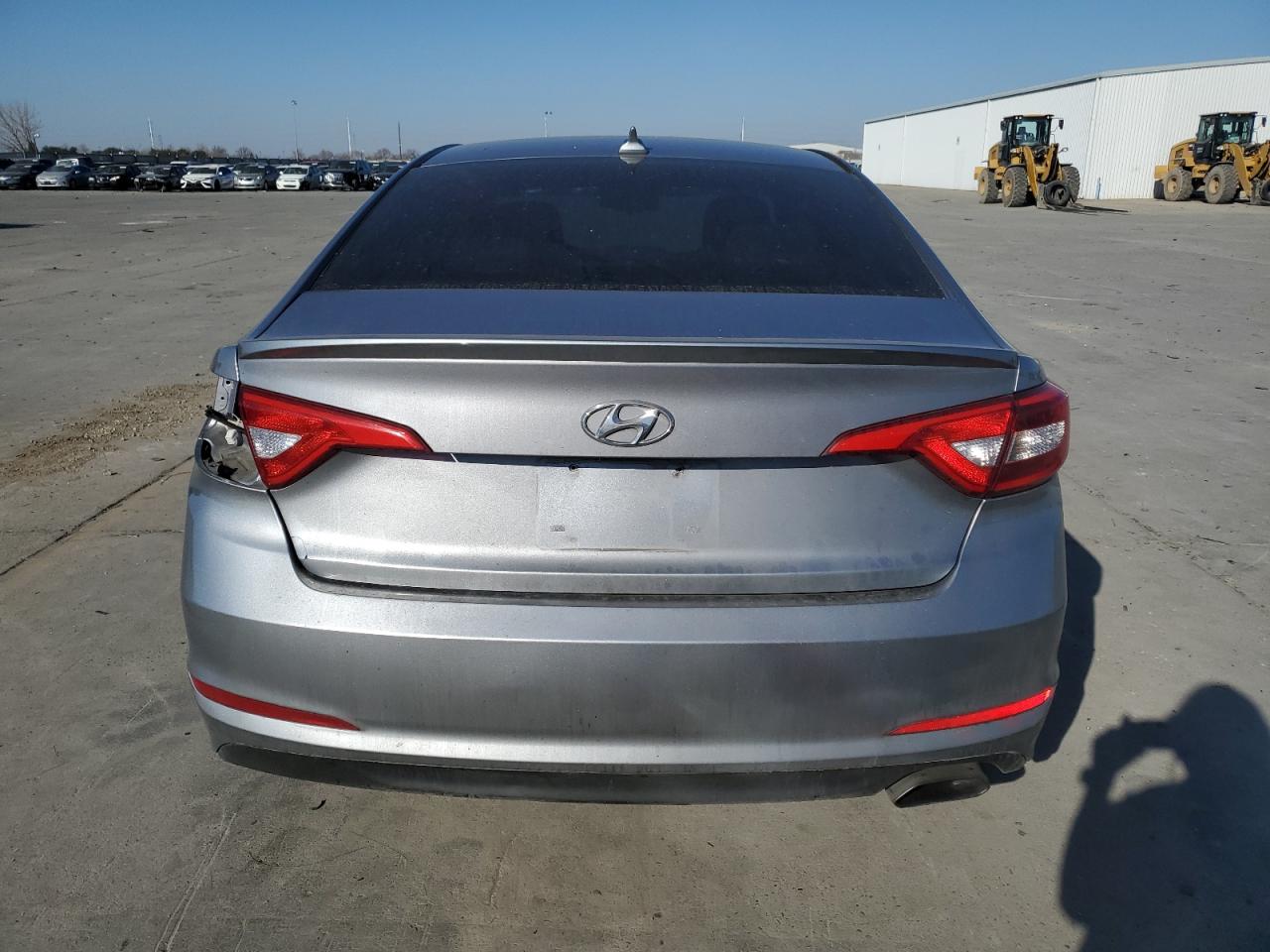 2016 Hyundai Sonata - Image 6