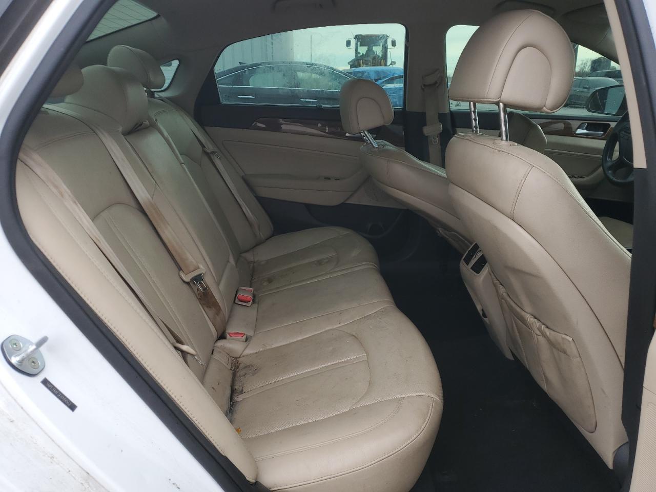 2015 Hyundai Sonata - Image 10