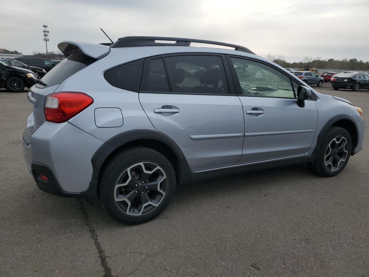 2015 Subaru XV - Image 3