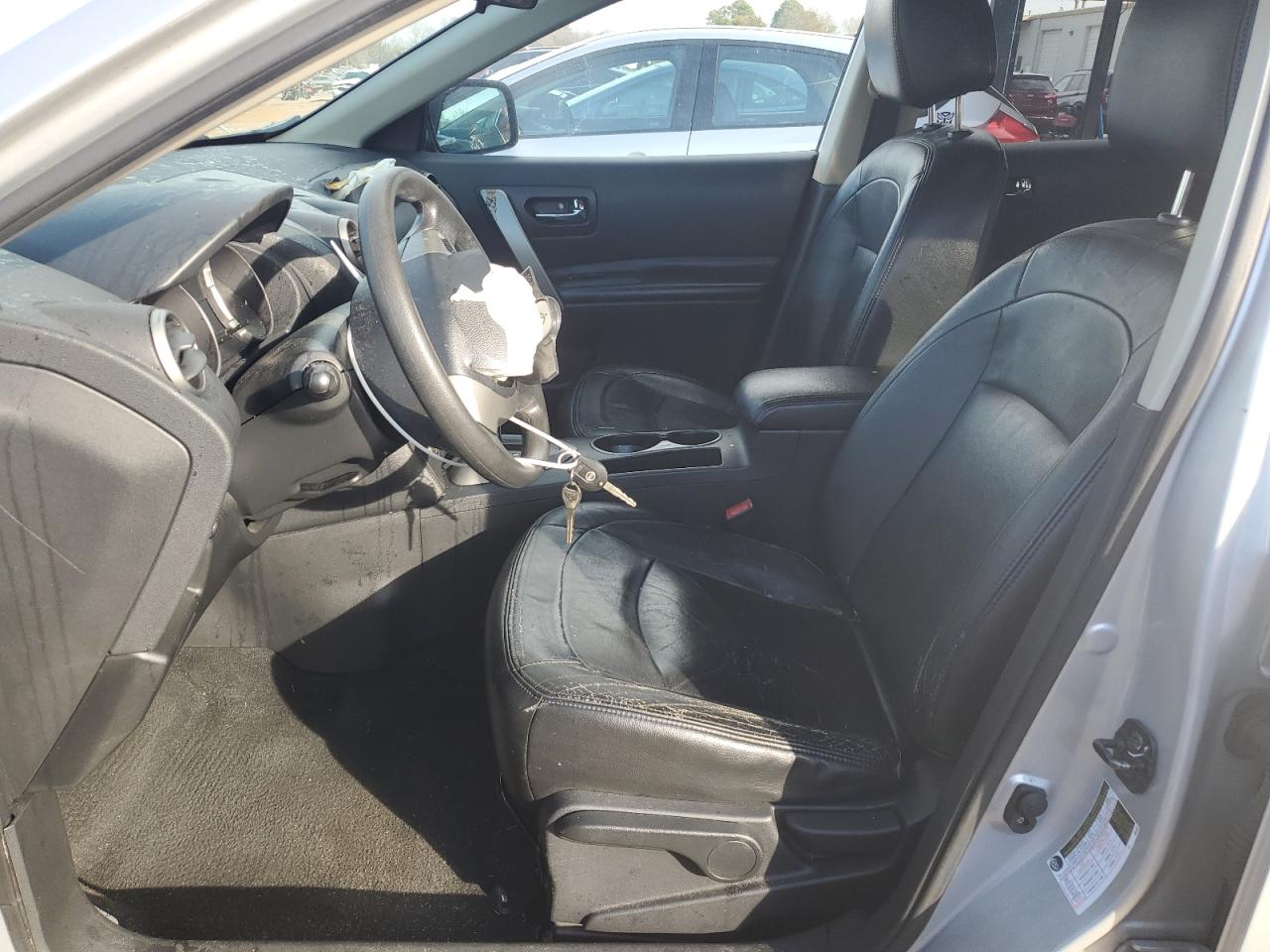 2010 Nissan Rogue - Image 7