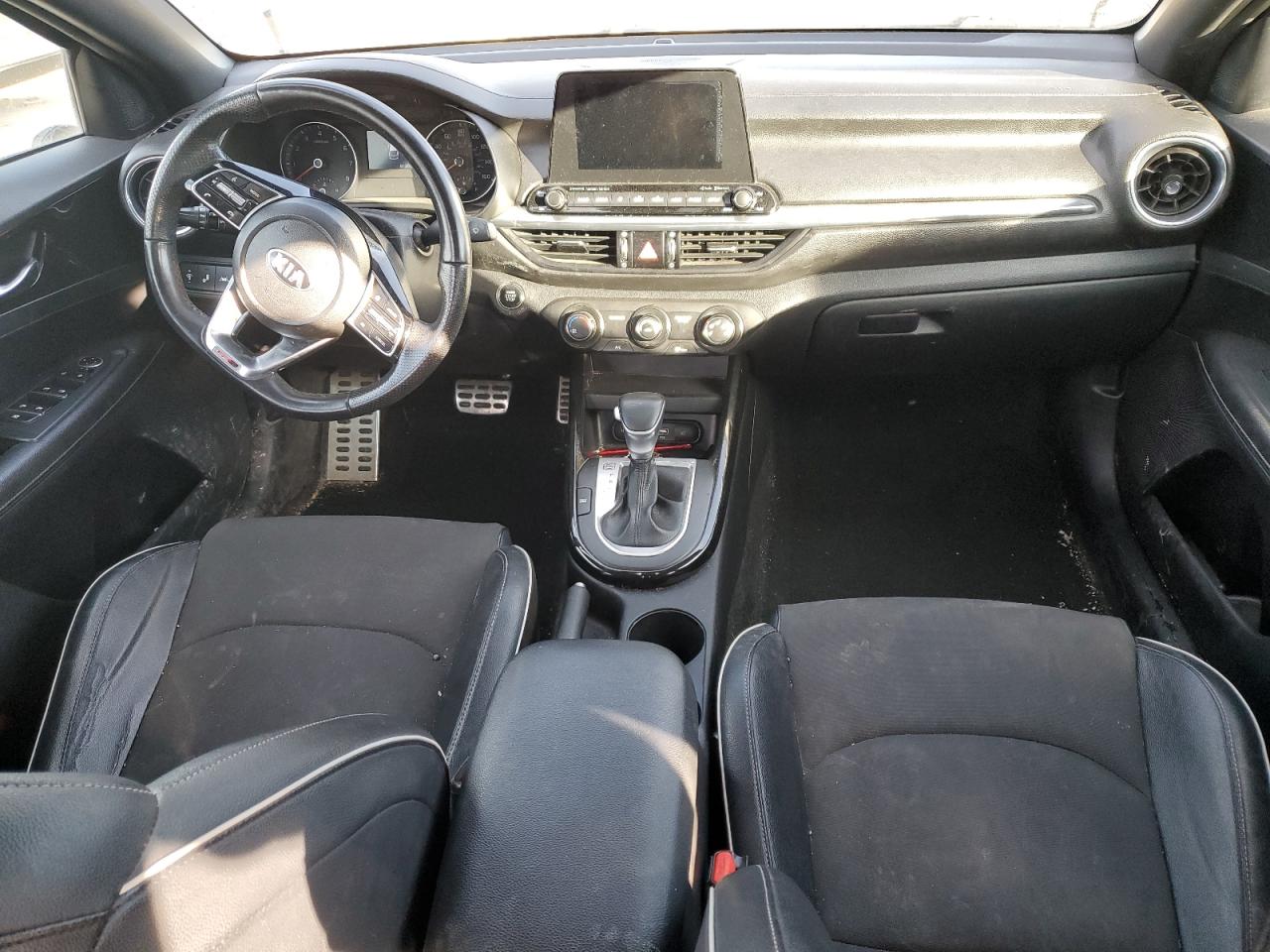 2021 Kia Forte - Image 8