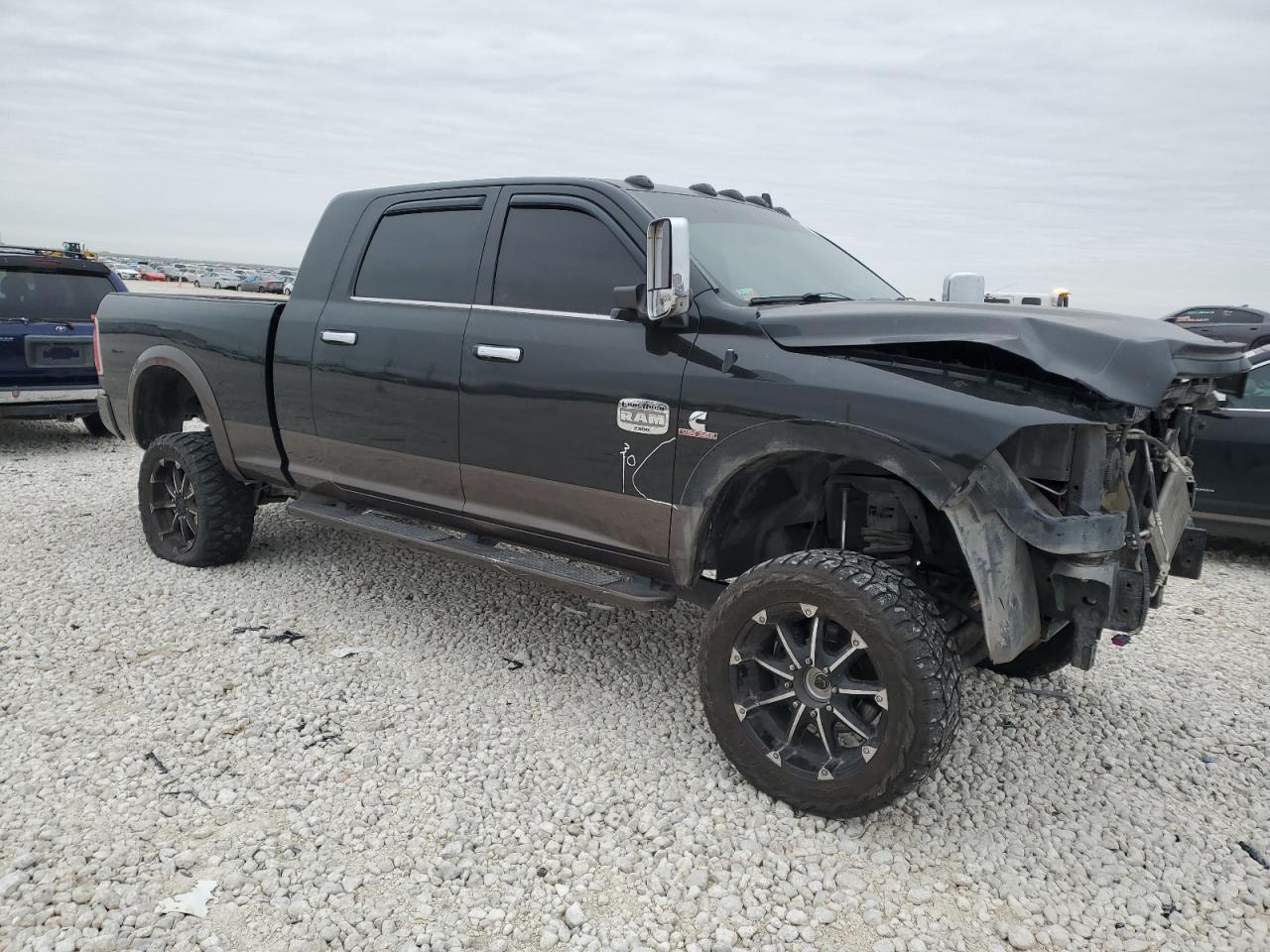 2018 RAM 2500 - Image 4