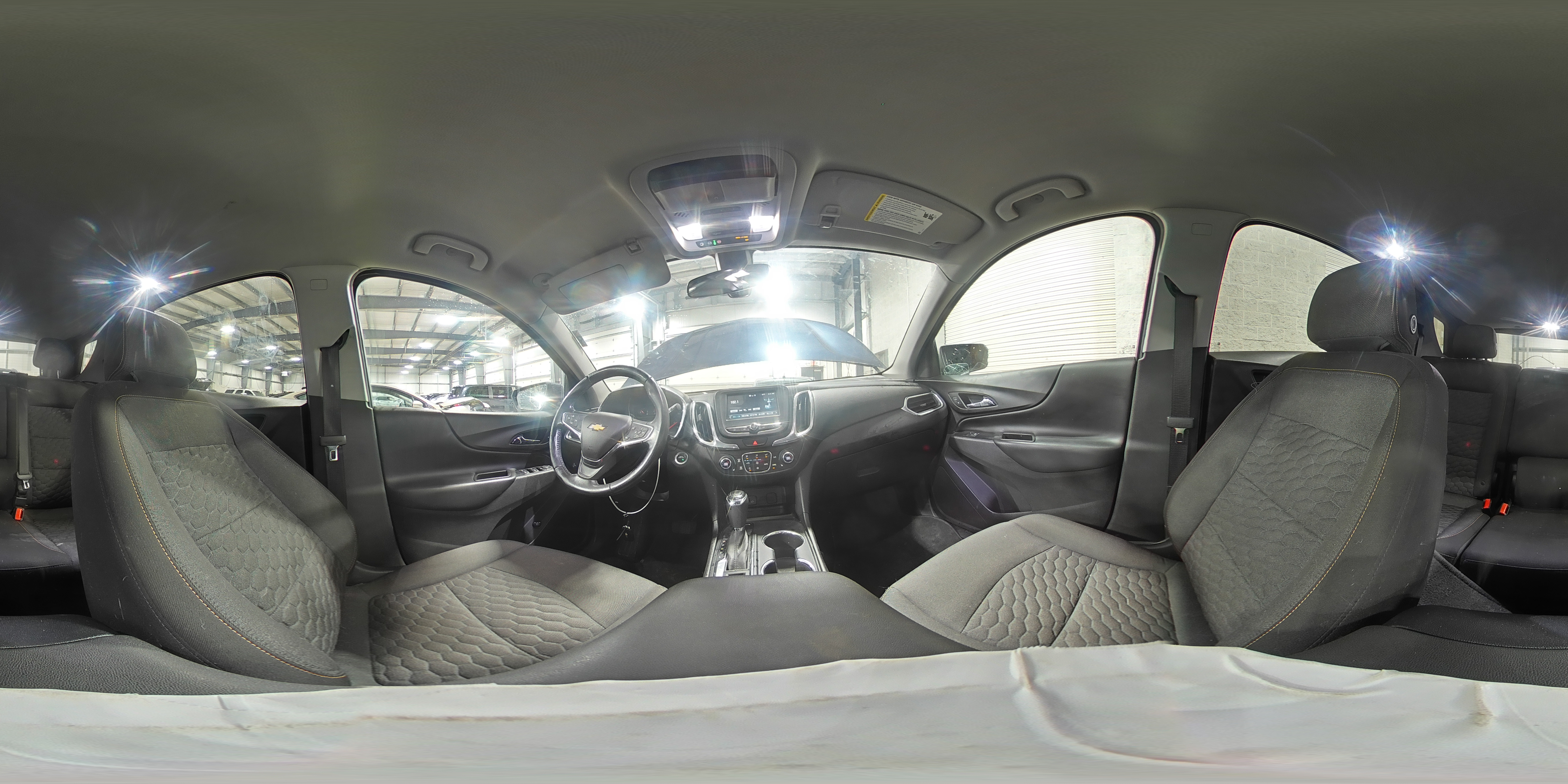 2018 Chevrolet Equinox - Image 16