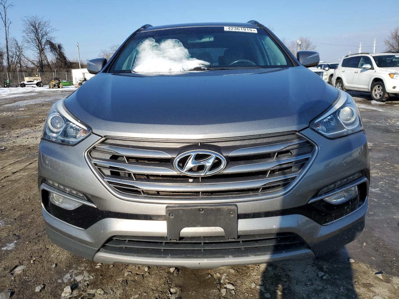 2017 Hyundai Santa Fe - Image 5