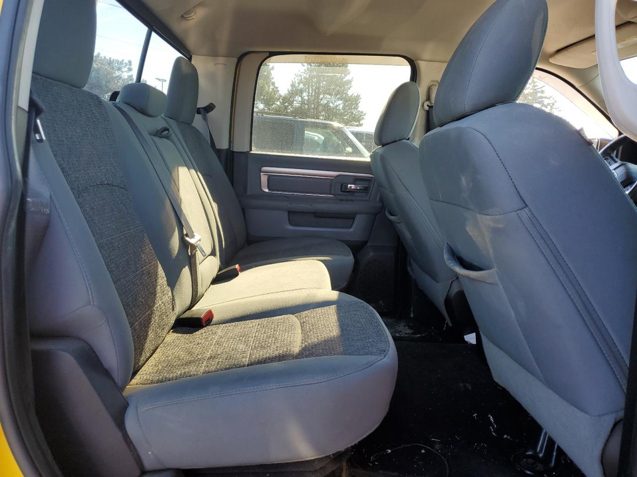 2016 RAM 1500 - Image 10
