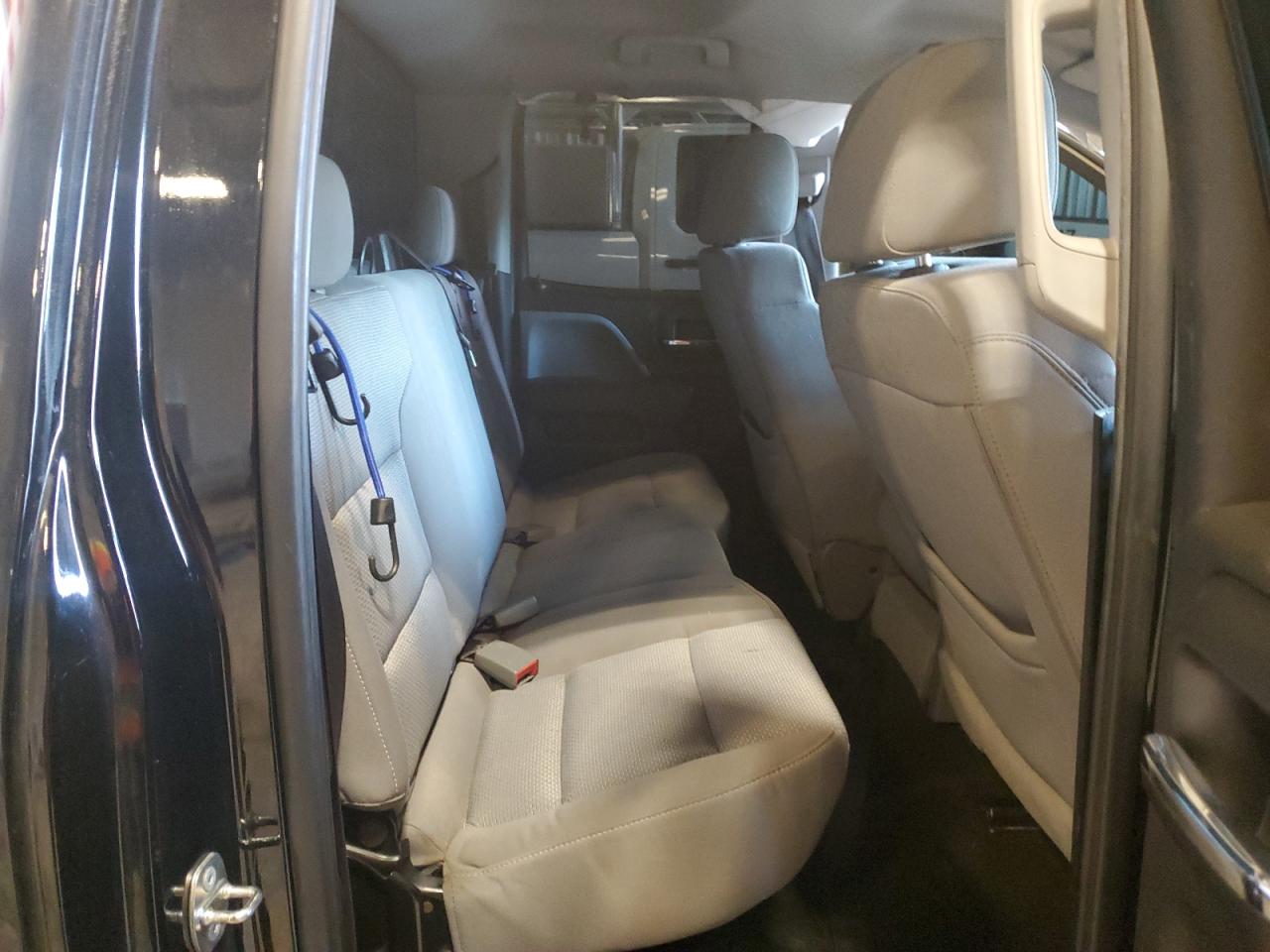 2017 GMC Sierra - Image 11