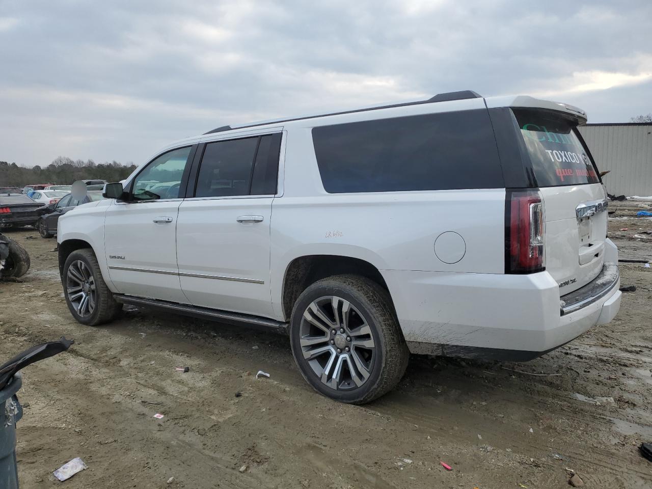 2019 GMC Yukon - Image 2
