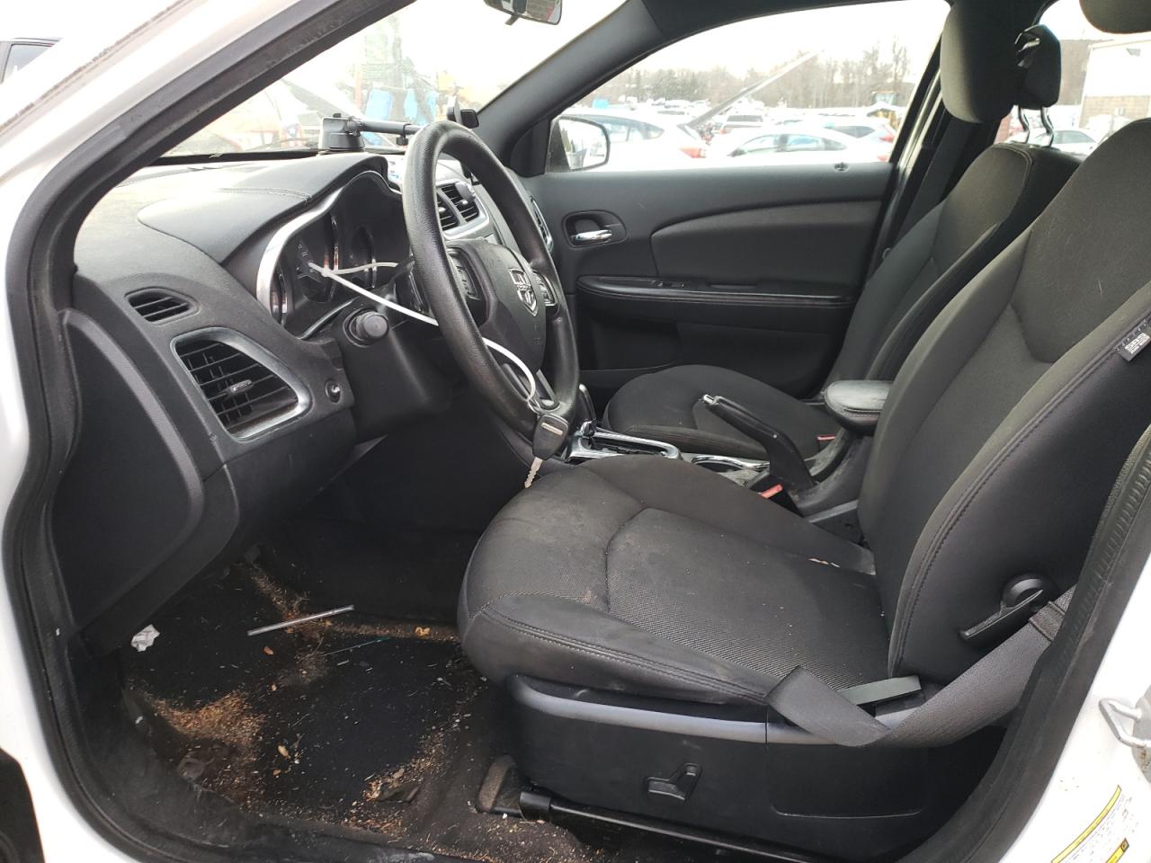 2013 Dodge Avenger - Image 7