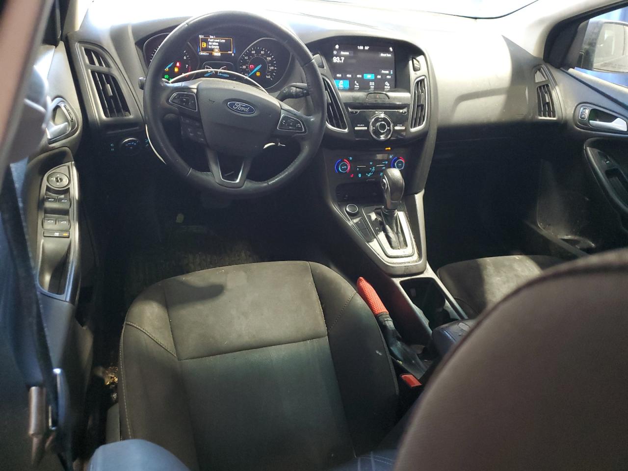 2017 Ford Focus - Image 8