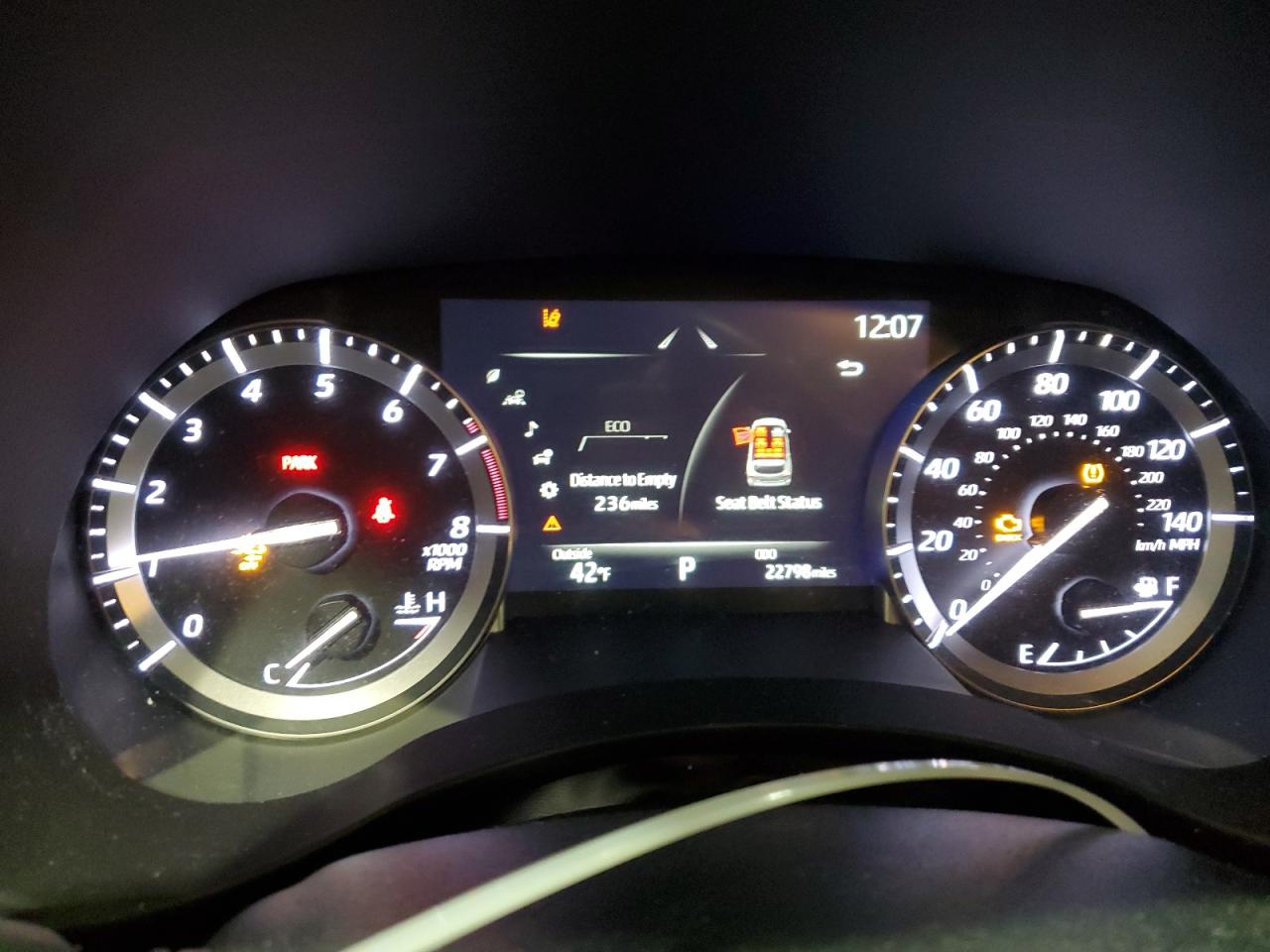 2022 Toyota Highlander - Image 9