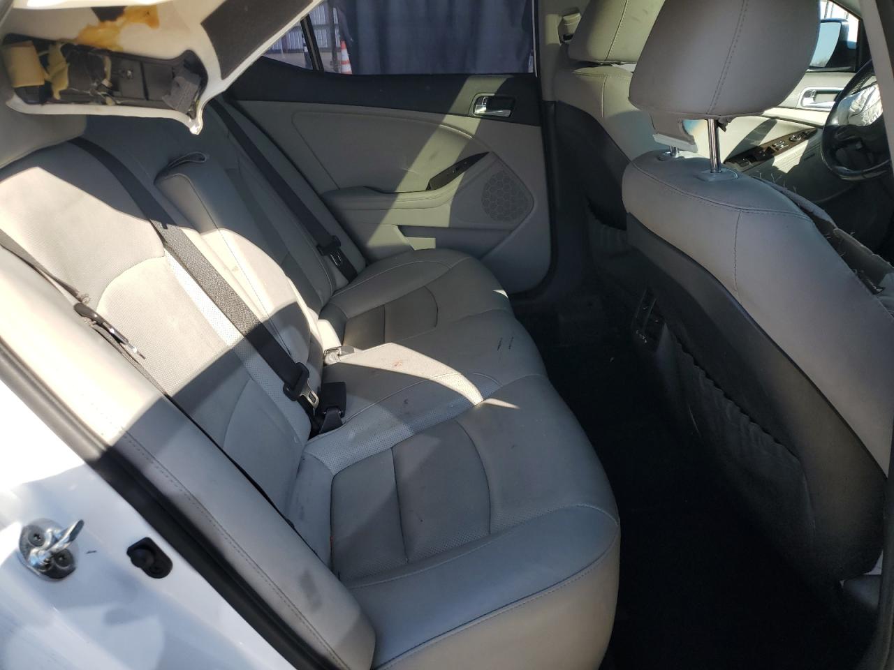 2015 Kia Optima - Image 11
