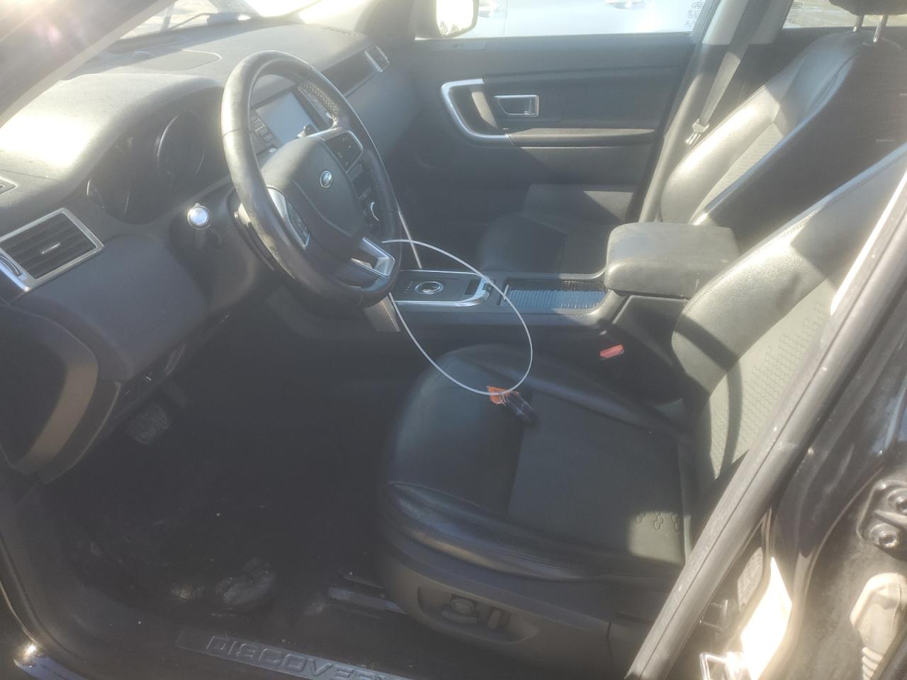 2019 Land Rover Discovery - Image 7