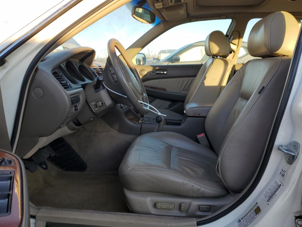 2004 Acura RL - Image 7