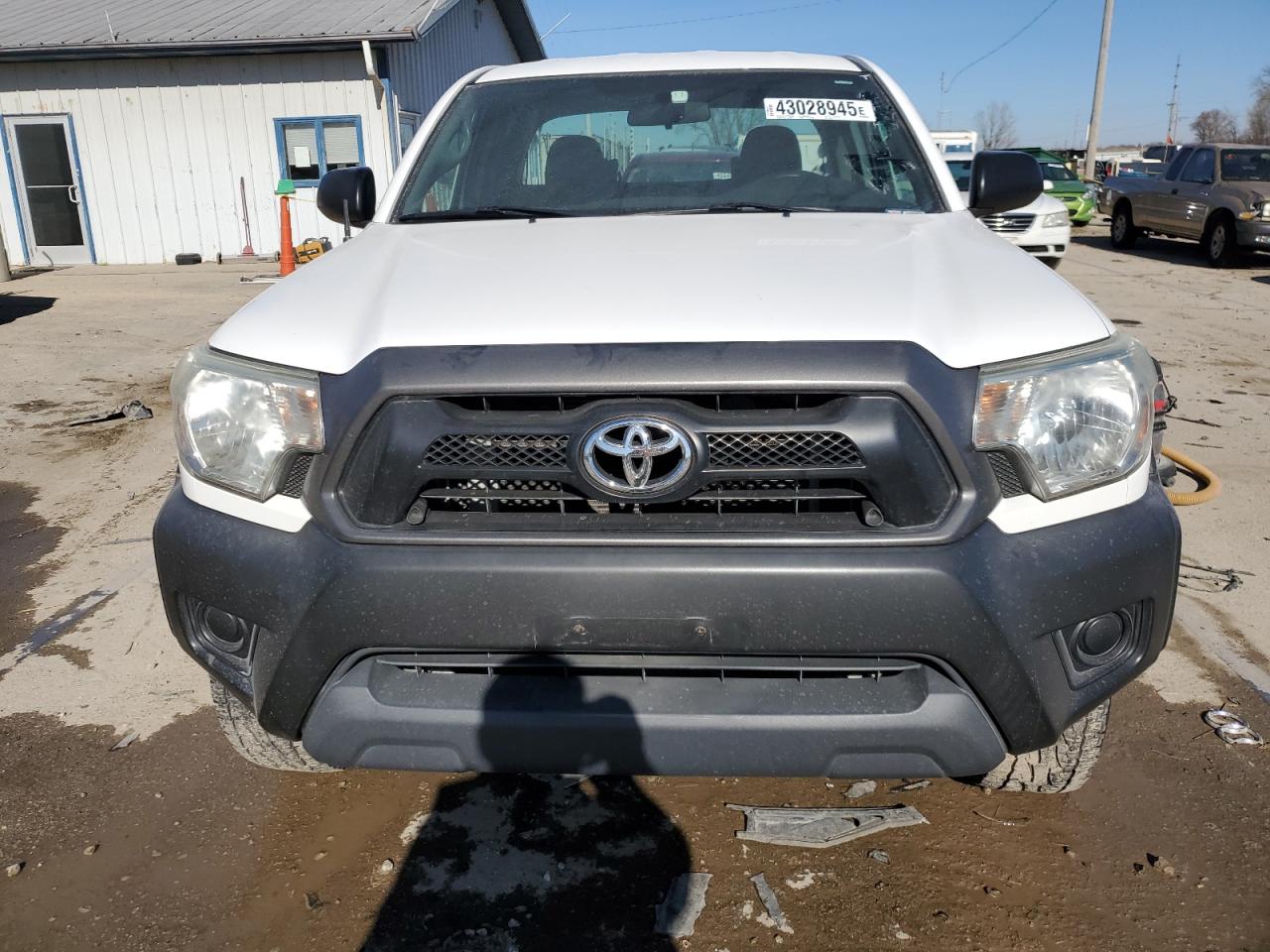 2013 Toyota Tacoma - Image 5